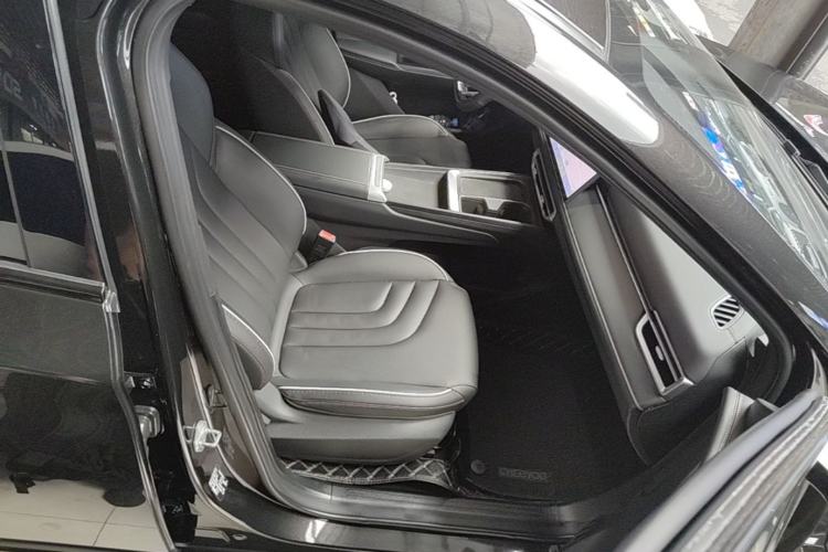 Used NETA X 2024 500 Prestige Edition Right Front Seat
