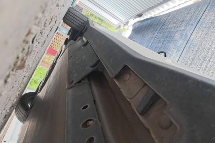 Used NETA X 2024 500 Prestige Edition Left Side Sill
