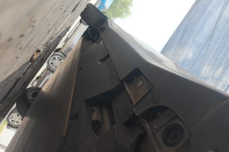 Used NETA X 2024 500 Prestige Edition Right Side Sill