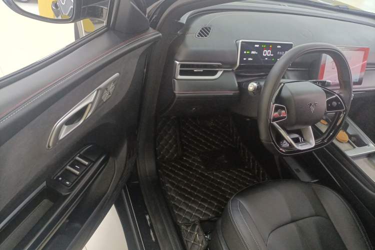 Used NETA X 2025 500 Industry Edition Driver Seat