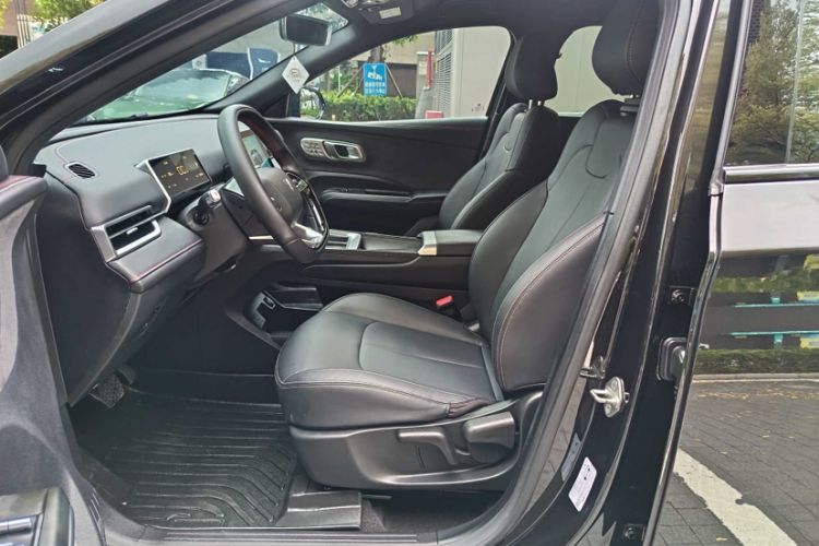Used NETA X 2025 500 Air Interior 4