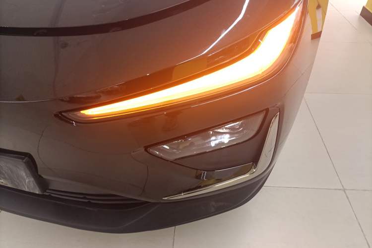Used NETA X 2025 500 Industry Edition Left Front Headlight