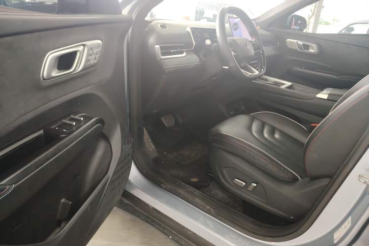 Used NETA X 2025 500 Plus Interior 3