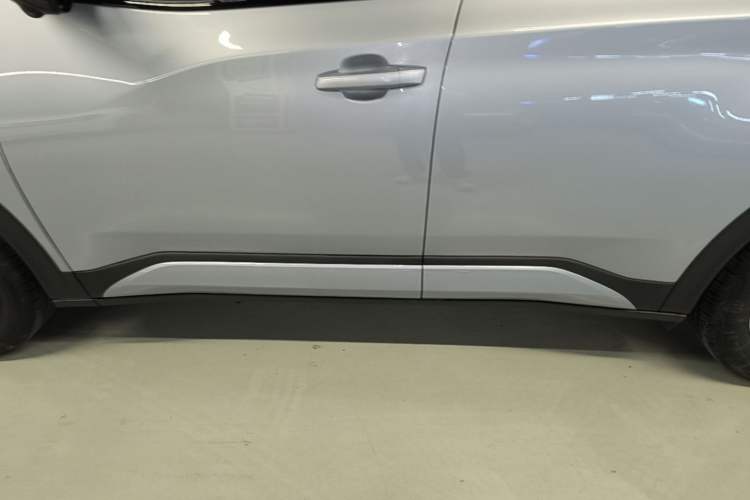 Used NETA X 2025 500 Plus Left Side Sill