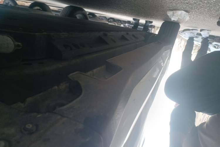 Used NETA X 2025 500 Plus Chassis Front Right