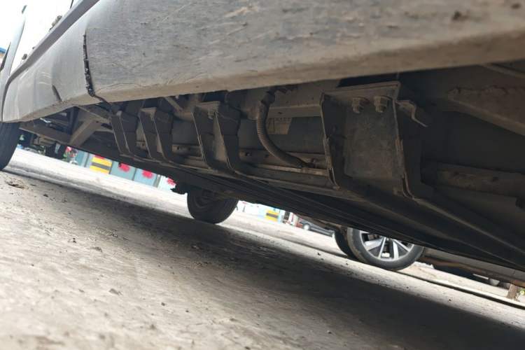 Used New Gonow Aoteng  Chassis Front Right