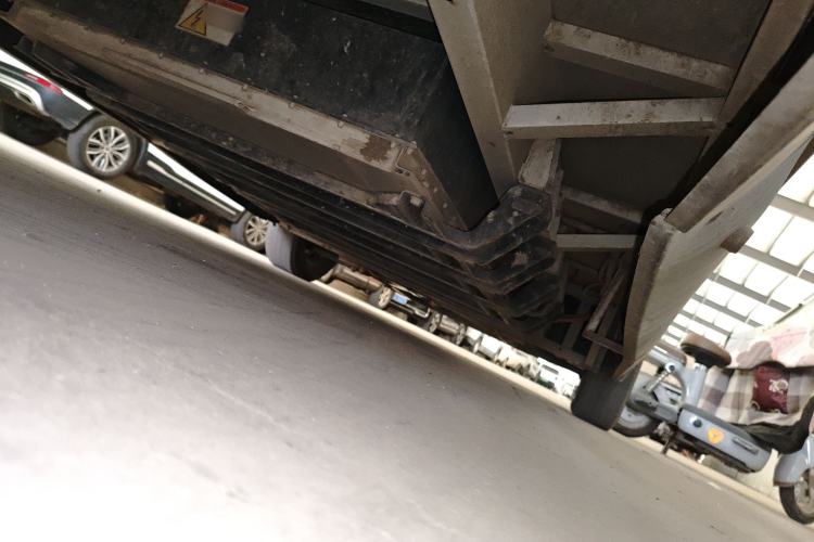 Used New Gonow Aoteng 2022 Pure Electric Van 41.93 kWh Hengtian Guoxuan Chassis Rear Right