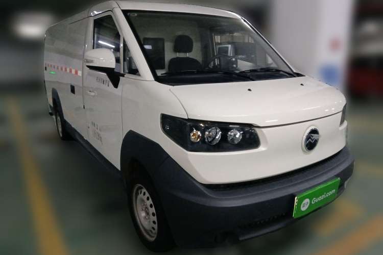 Used New Gonow Aoteng 2022 Pure Electric Van 41.93 kWh Hengtian Guoxuan Front Right 45 Deg