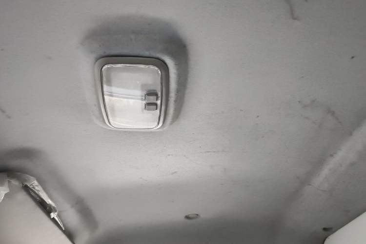 Used New Gonow Aoteng 2022 Pure Electric Van 41.93 kWh Hengtian Guoxuan Headliner