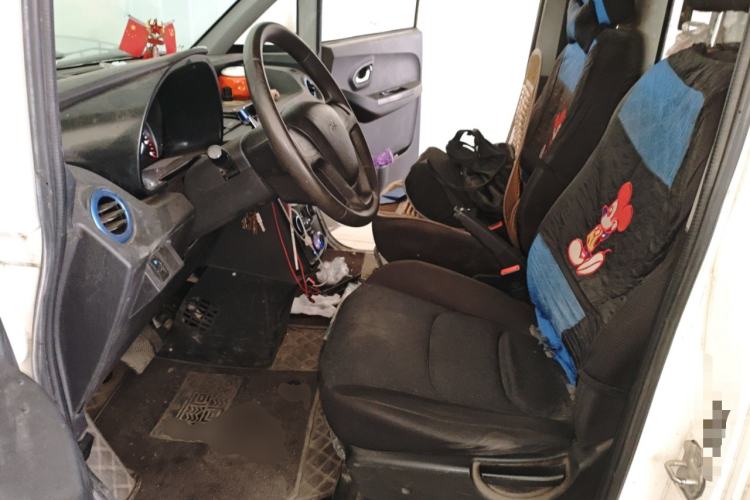 Used New Gonow Aoteng 2022 Pure Electric Van 41.93 kWh Hengtian Guoxuan Left Front Seat