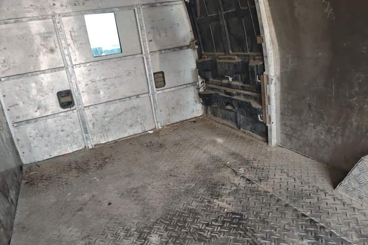 Used New Gonow Aoteng  Left Rear Seat