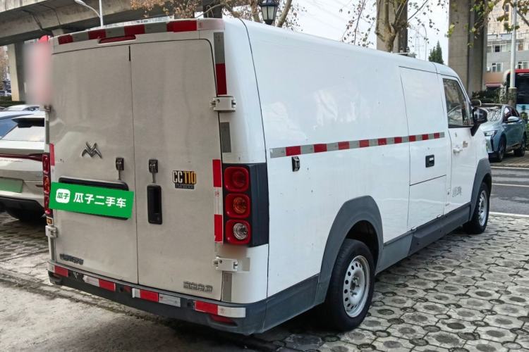 Used New Gonow Aoteng 2022 Pure Electric Van 41.93 kWh Hengtian Guoxuan Rear Right 45 Deg