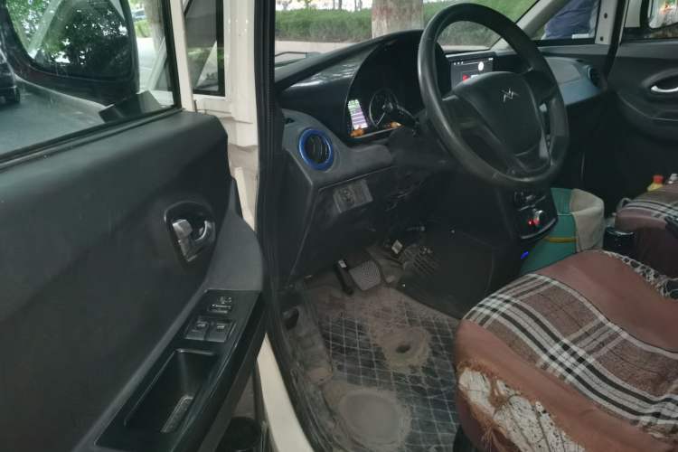 Used New Gonow Aoteng 2024 Pro Standard Edition 41.93 kWh Tianjin Hengtian Driver Seat