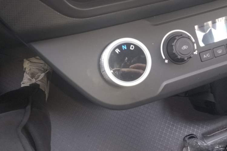 Used New Gonow Aoteng 2024 Pro Standard Edition 41.93 kWh Tianjin Hengtian Gear Lever