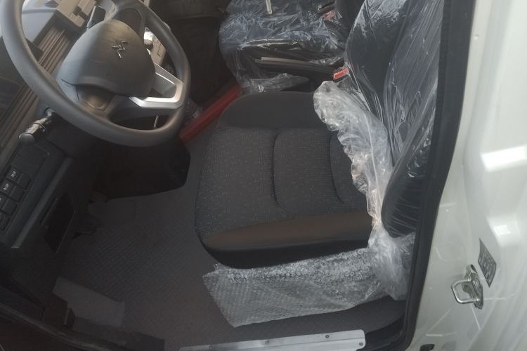 Used New Gonow Aoteng 2024 Pro Standard Edition 41.93 kWh Tianjin Hengtian Left Front Seat