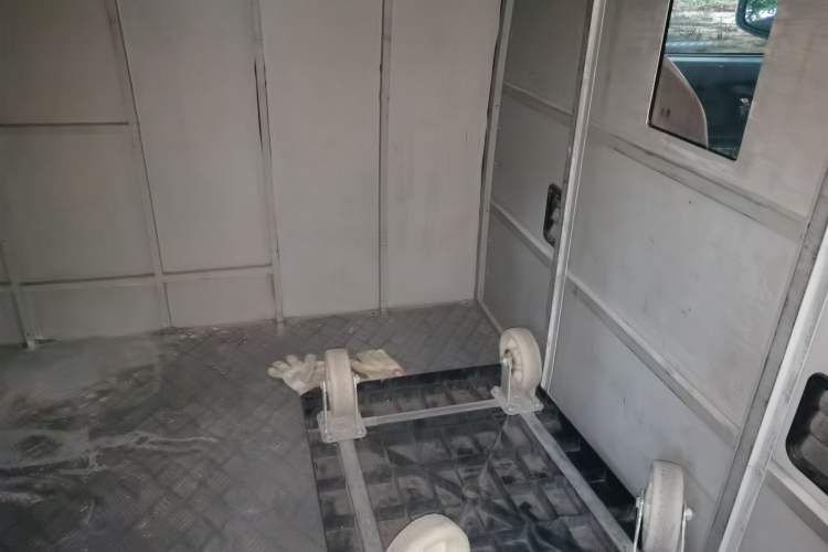 Used New Gonow Aoteng 2024 Pro Standard Edition 41.93 kWh Tianjin Hengtian Left Rear Seat