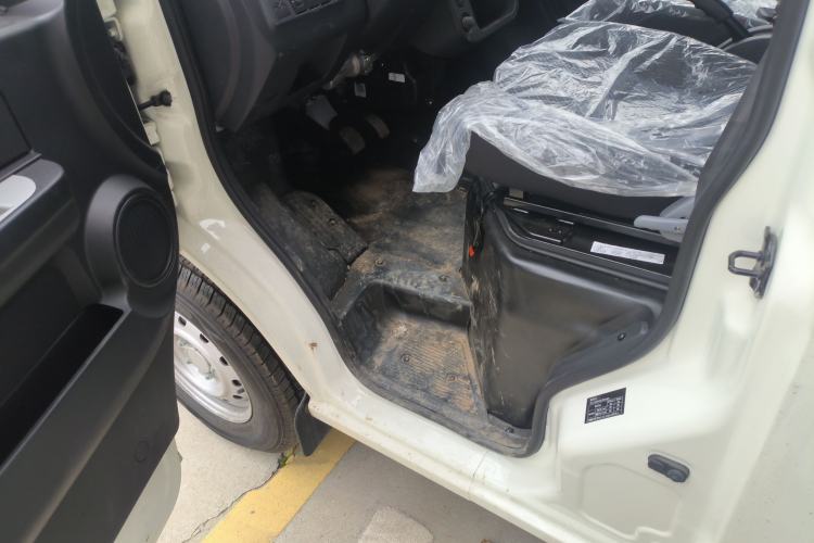 Used New Gonow Ruizheng L 2024 39.6 kWh Tianjin Guoxuan Driver Seat