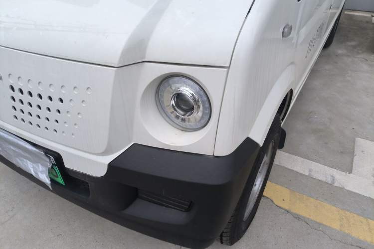 Used New Gonow Ruizheng L 2024 39.6 kWh Tianjin Guoxuan Left Front Headlight
