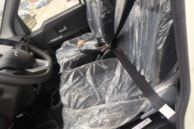 Used New Gonow Ruizheng L 2024 39.6 kWh Tianjin Guoxuan Left Front Seat