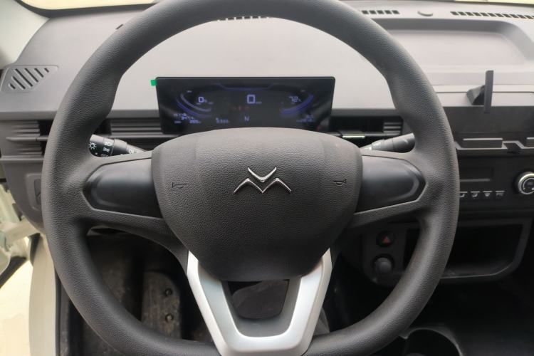 Used New Gonow Ruizheng L 2024 39.6 kWh Tianjin Guoxuan Steering Wheel