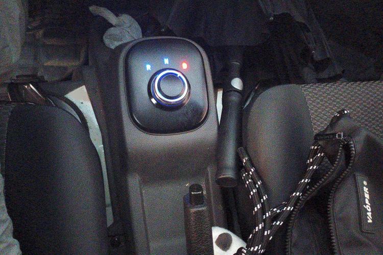 Used New Gonow Shuailing 2023 Standard Range 41.93 kWh Tianjin Guoxuan Gear Lever