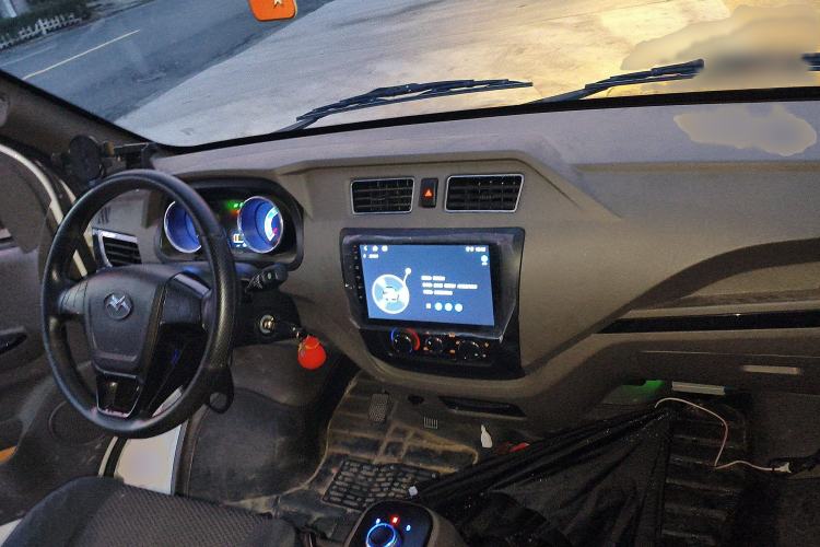 Used New Gonow Shuailing 2023 Standard Range 41.93 kWh Tianjin Guoxuan Interior 2