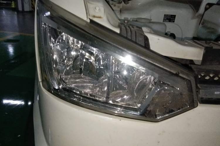 Used New Gonow Shuailing 2023 Standard Range with 41.64 kWh Lishen Power Right Front Headlight