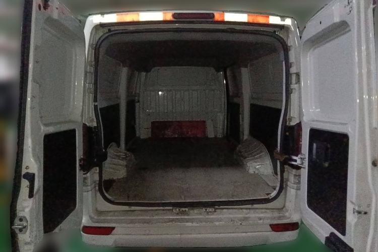Used New Gonow Shuailing 2023 Standard Range with 41.64 kWh Lishen Power Trunk
