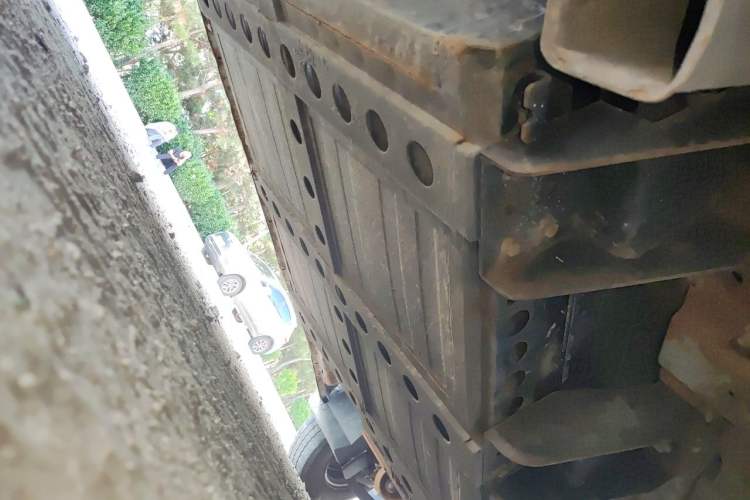 Used New Gonow Shuailing  Chassis Rear Right