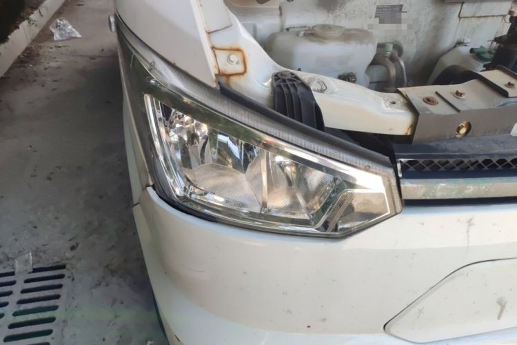 Used New Gonow Shuailing  Right Front Headlight