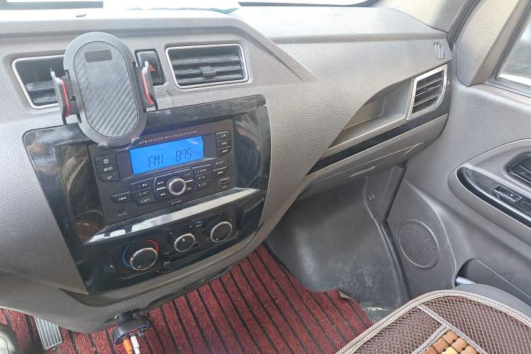 Used New Gonow Shuailing 2022 Standard Range with 41.64 kWh Lishen Power Audio And AC Panel