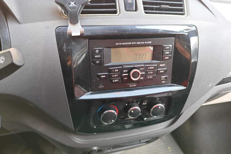 Used New Gonow Shuailing 2022 Standard Range with 41.64 kWh Lishen Power Audio And AC Panel
