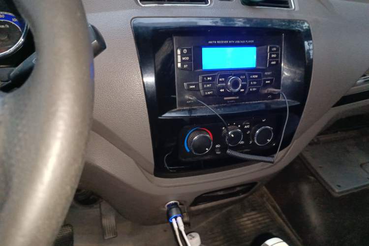 Used New Gonow Shuailing 2022 Standard Range with 41.64 kWh Lishen Power Audio And AC Panel