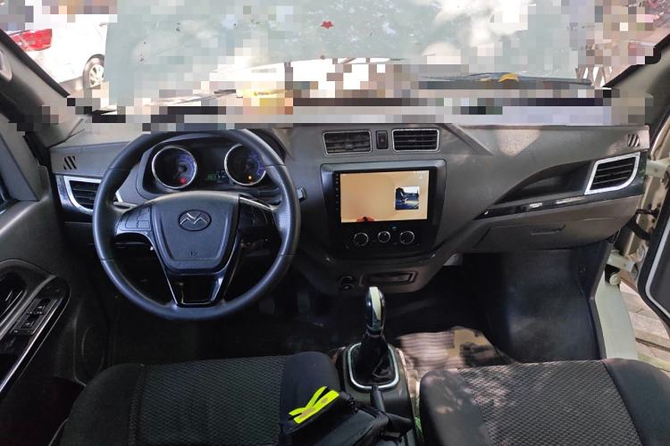 Used New Gonow Shuailing 2022 Standard Range with 41.64 kWh Lishen Power Center Console