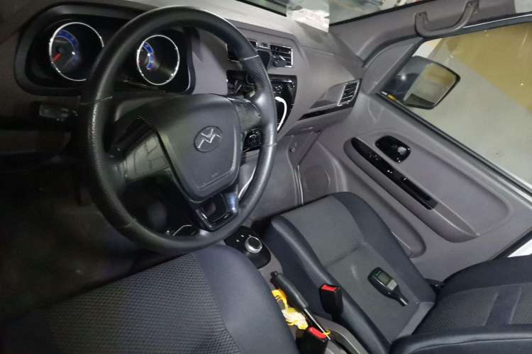 Used New Gonow Shuailing 2022 Standard Range 41.93 kWh Tianjin Hengtian Center Console