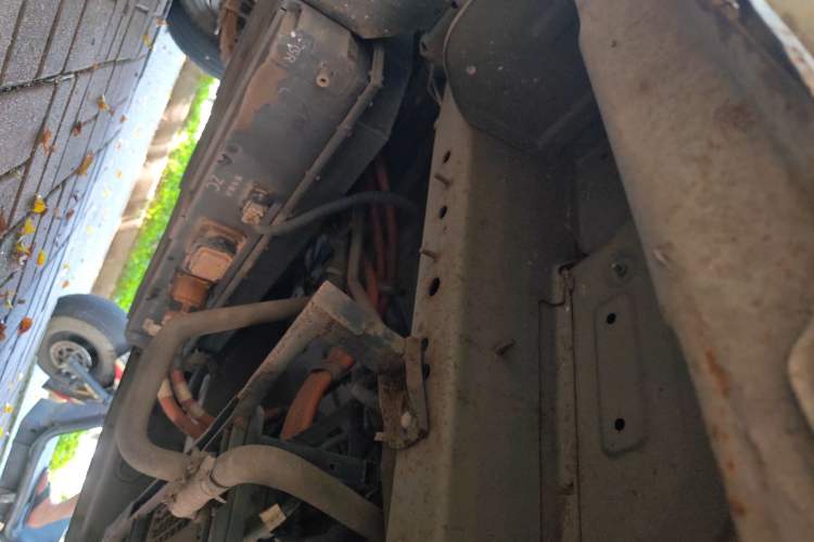 Used New Gonow Shuailing 2022 Standard Range with 41.64 kWh Lishen Power Chassis Front Right