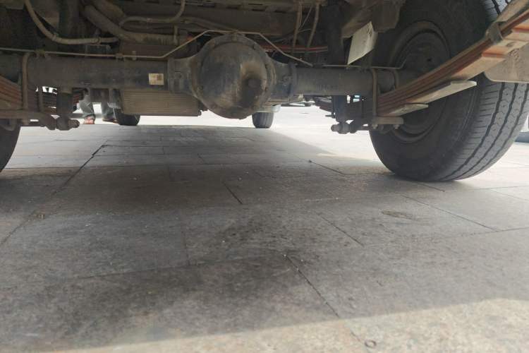 Used New Gonow Shuailing 2022 Standard Range with 41.64 kWh Lishen Power Chassis Rear