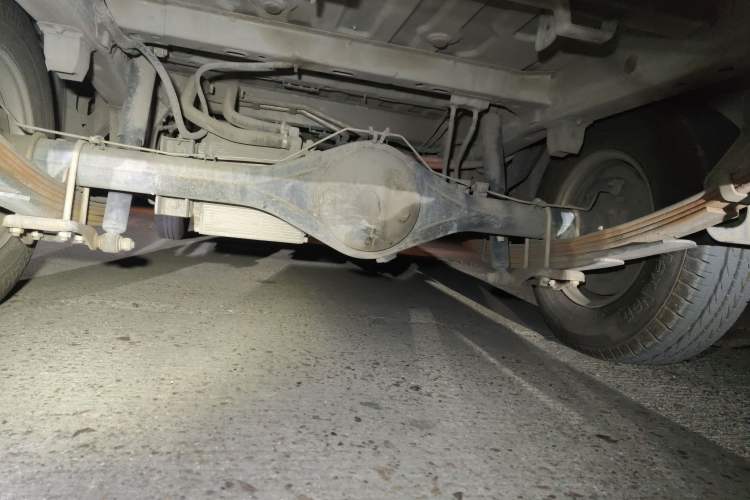 Used New Gonow Shuailing 2022 Standard Range with 41.64 kWh Lishen Power Chassis Rear