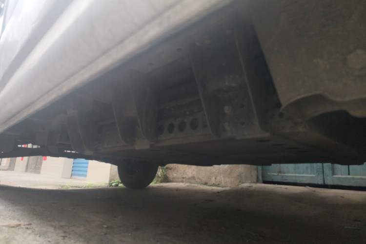 Used New Gonow Shuailing 2022 Standard Range with 41.64 kWh Lishen Power Chassis Rear Left