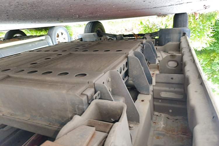 Used New Gonow Shuailing 2022 Long-Range Version 49.92 kWh Chassis Rear Left