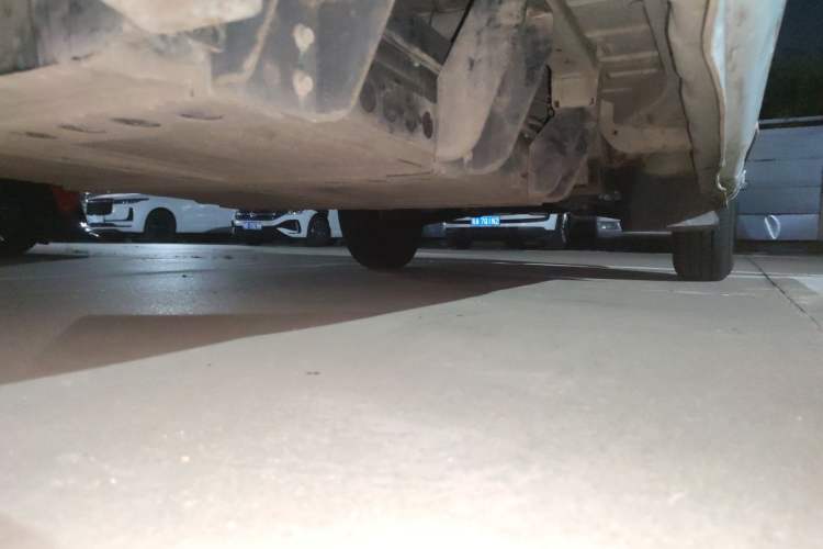 Used New Gonow Shuailing 2022 Standard Range with 41.64 kWh Lishen Power Chassis Rear Right