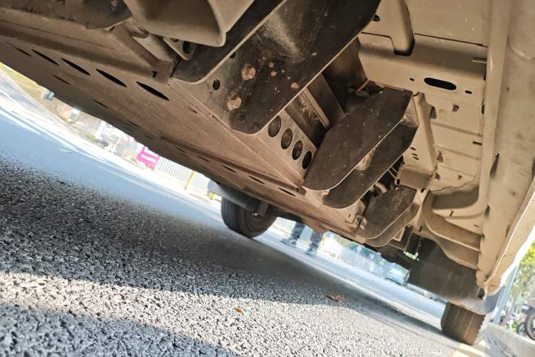 Used New Gonow Shuailing 2022 Standard Range with 41.64 kWh Lishen Power Chassis Rear Right