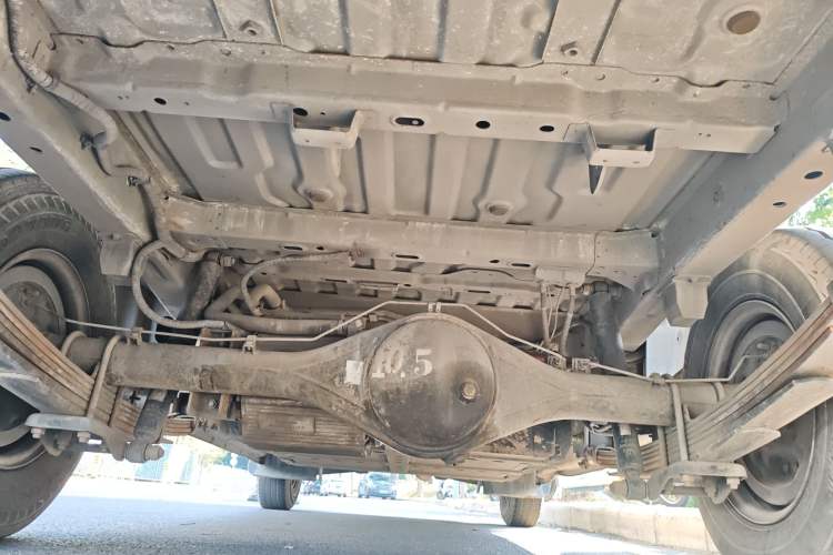Used New Gonow Shuailing 2022 Standard Range with 41.64 kWh Lishen Power Chassis Rear