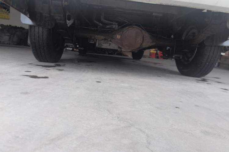 Used New Gonow Shuailing 2022 Standard Range with 41.64 kWh Lishen Power Chassis Rear