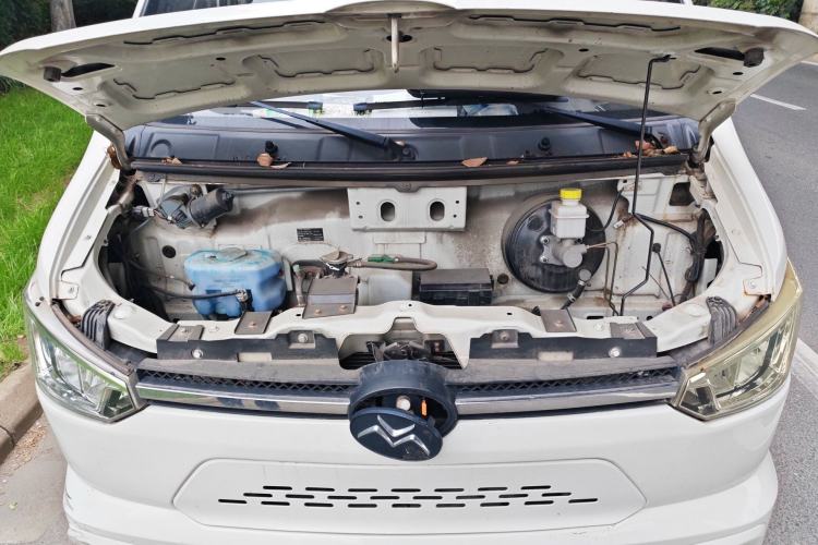 Used New Gonow Shuailing 2022 Standard Range 41.93 kWh Tianjin Hengtian Engine Bay