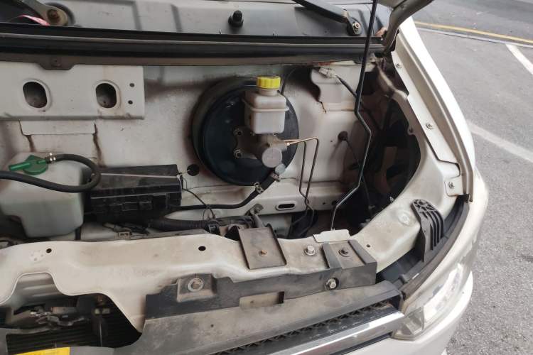 Used New Gonow Shuailing 2022 Standard Range with 41.64 kWh Lishen Power Engine Bay Left