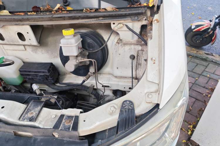 Used New Gonow Shuailing 2022 Standard Range with 41.64 kWh Lishen Power Engine Bay Left