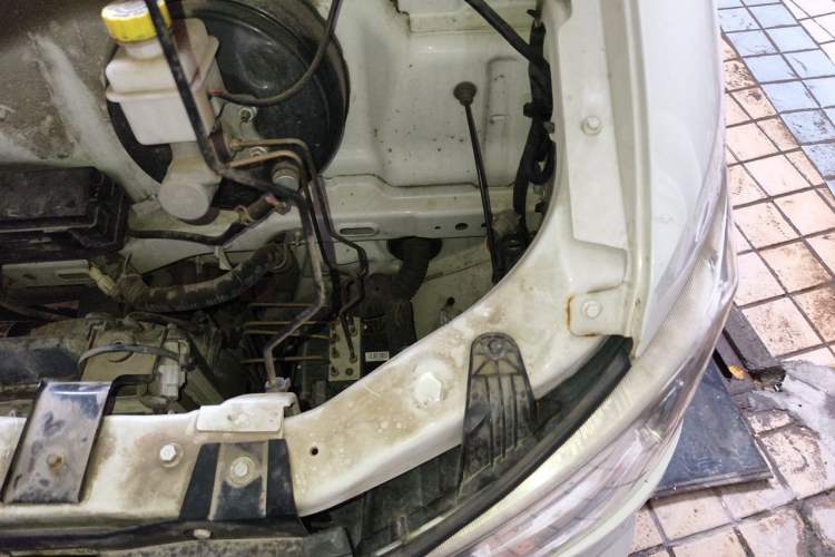 Used New Gonow Shuailing 2022 Standard Range with 41.64 kWh Lishen Power Engine Bay Left