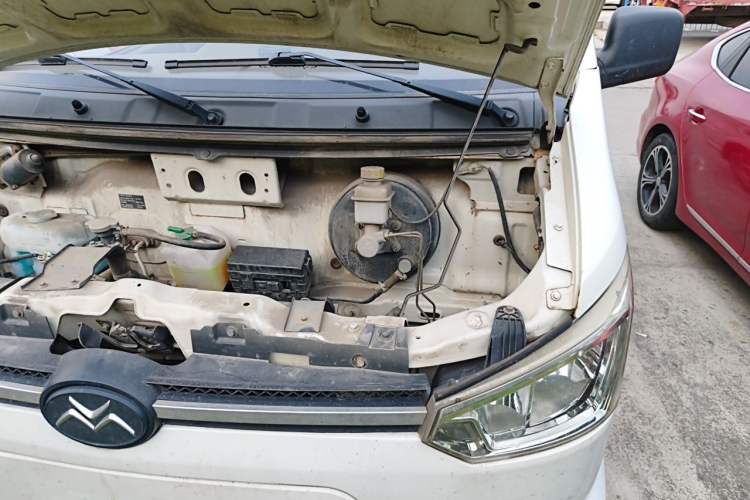 Used New Gonow Shuailing 2022 Long-Range Version 49.92 kWh Engine Bay Left