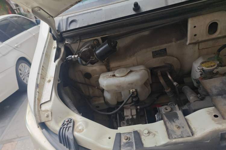 Used New Gonow Shuailing 2022 Standard Range with 41.64 kWh Lishen Power Engine Bay Right